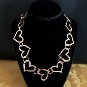 💛NEW Interlocked Gold Hearts Necklace